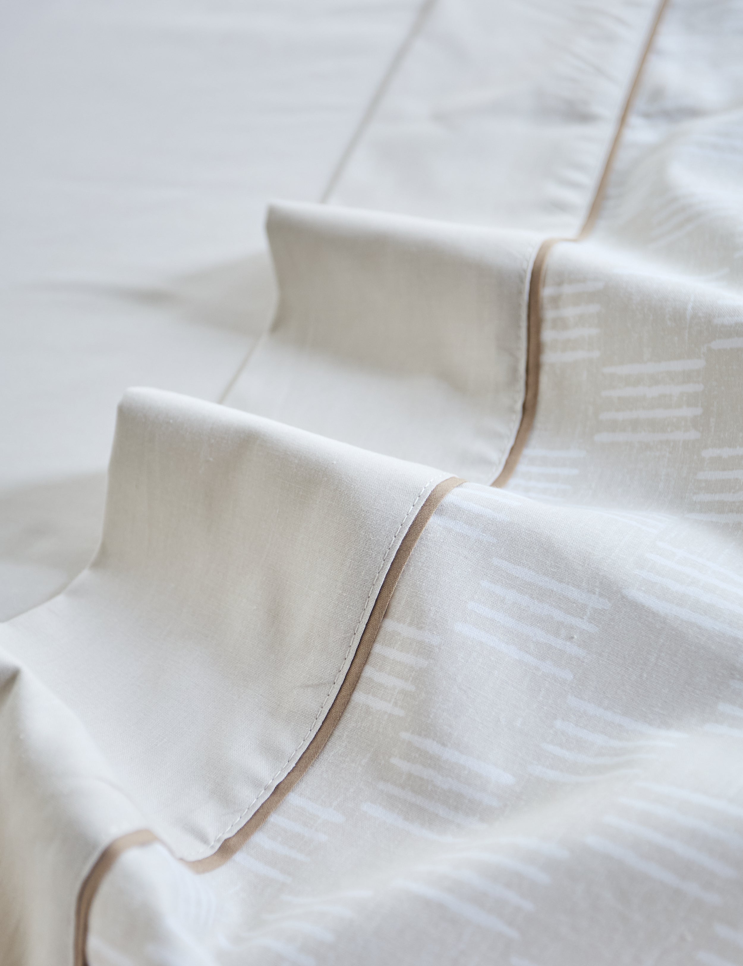 JUEGO DE SÁBANAS ALGODÓN HUELLAS