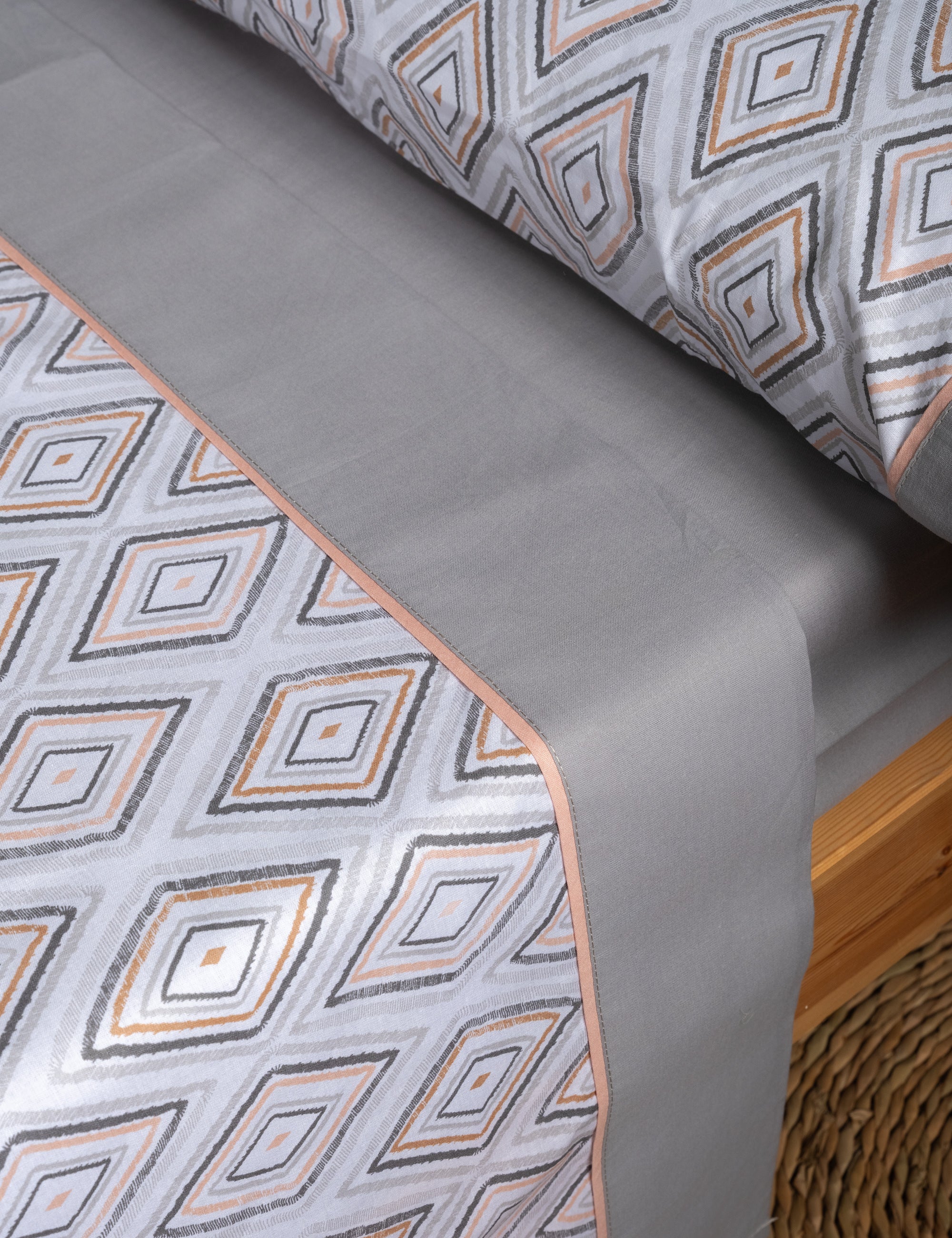 JUEGO DE SÁBANAS INFANTIL ALGODÓN TRIANGULO